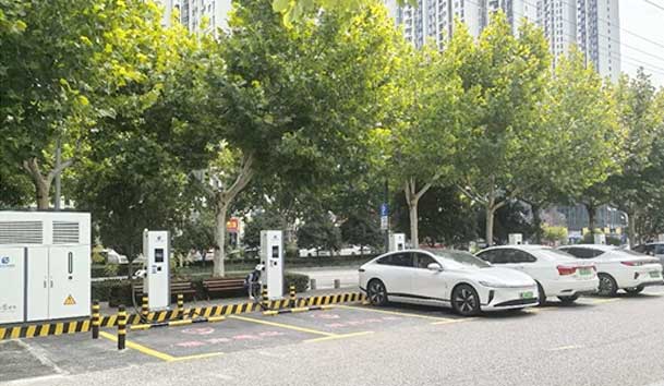 宜昌首批全液冷超充站投入运营，米乐yy易游助力高质量充电基础设施建设(图1)