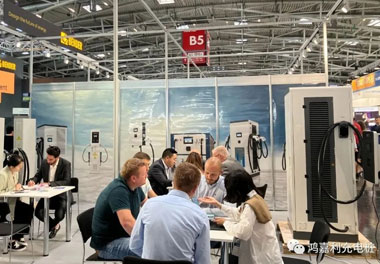 走出中国，亮相世界！米乐yy易游新能源闪耀欧洲智慧能源博览会(图5)
