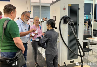 走出中国，亮相世界！米乐yy易游新能源闪耀欧洲智慧能源博览会(图7)